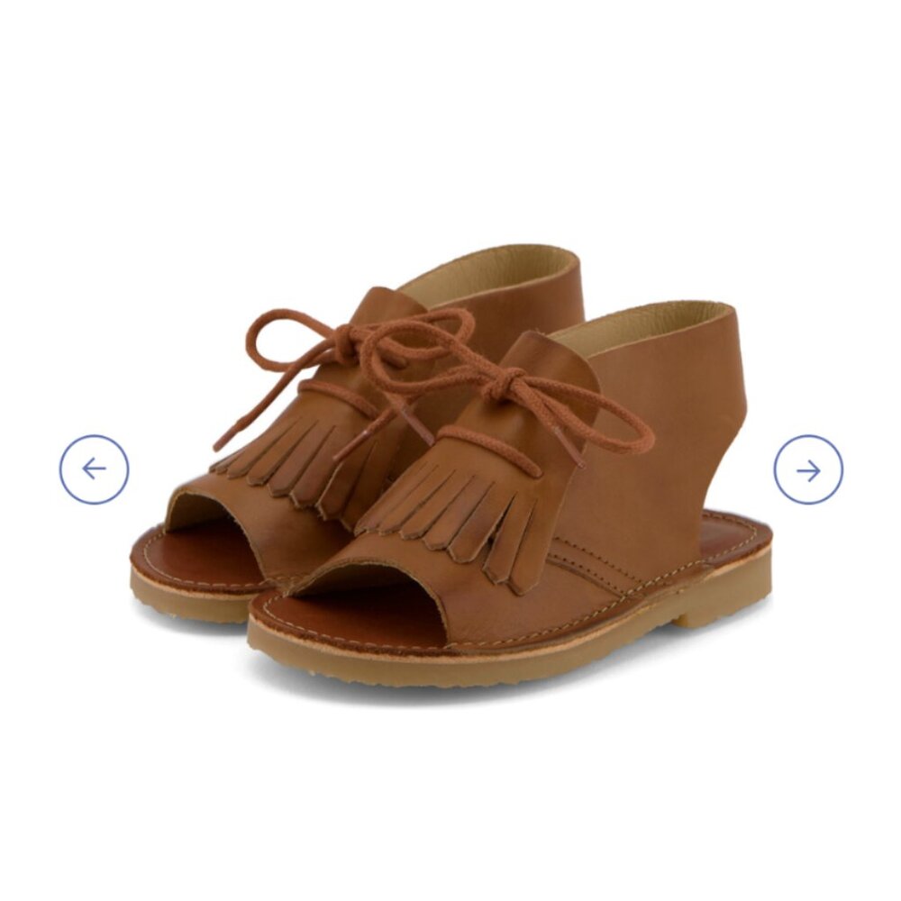 NWT Young Soles Agnes Boot Sandal